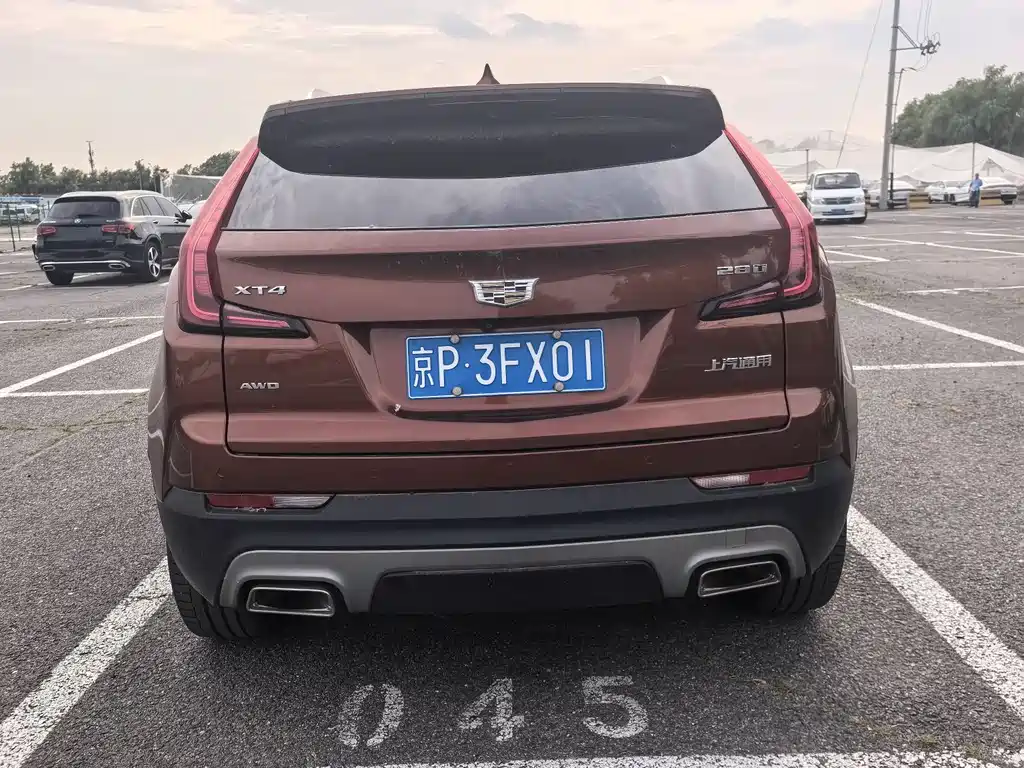 Cadillac XT4 — фото 15