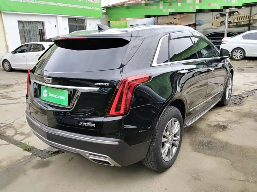 Cadillac XT5 — фото 7