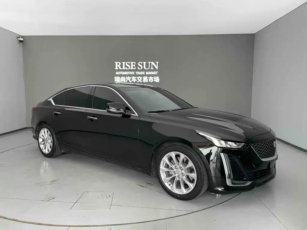 Cadillac CT5 — фото 3