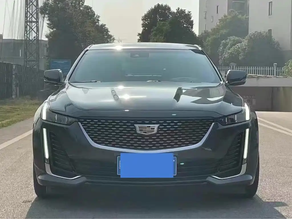 Cadillac CT5 — фото 2