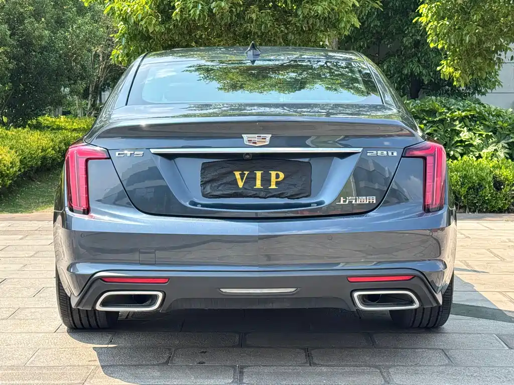 Cadillac CT5 — фото 9