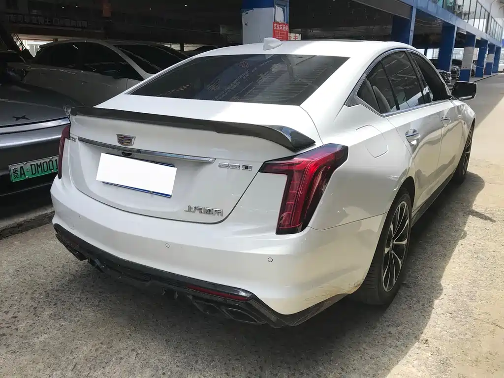Cadillac CT5 — фото 4