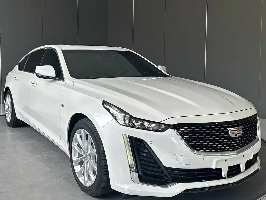 Cadillac CT5 — фото 3