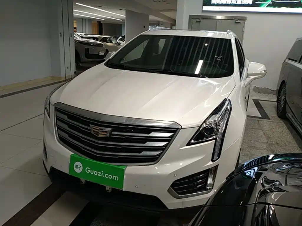 Cadillac XT5 — фото 2