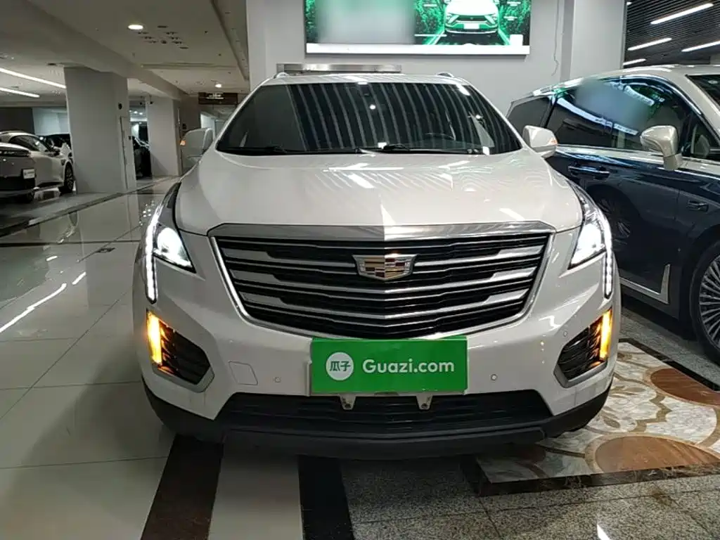 Cadillac XT5 — фото 3
