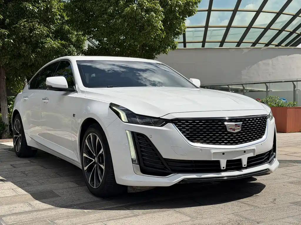 Cadillac CT5 — фото 3