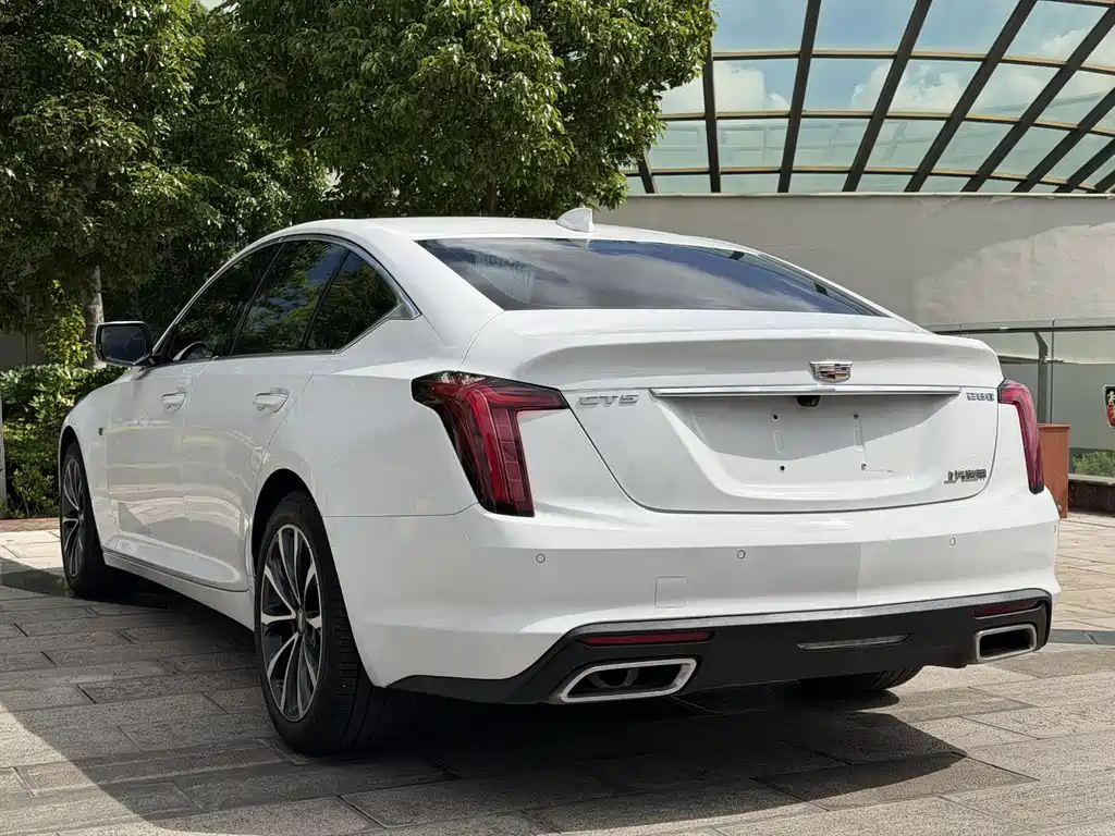 Cadillac CT5 — фото 6