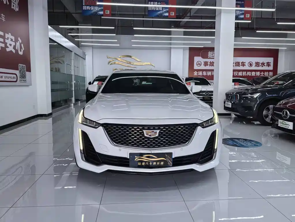 Cadillac CT5 — фото 2