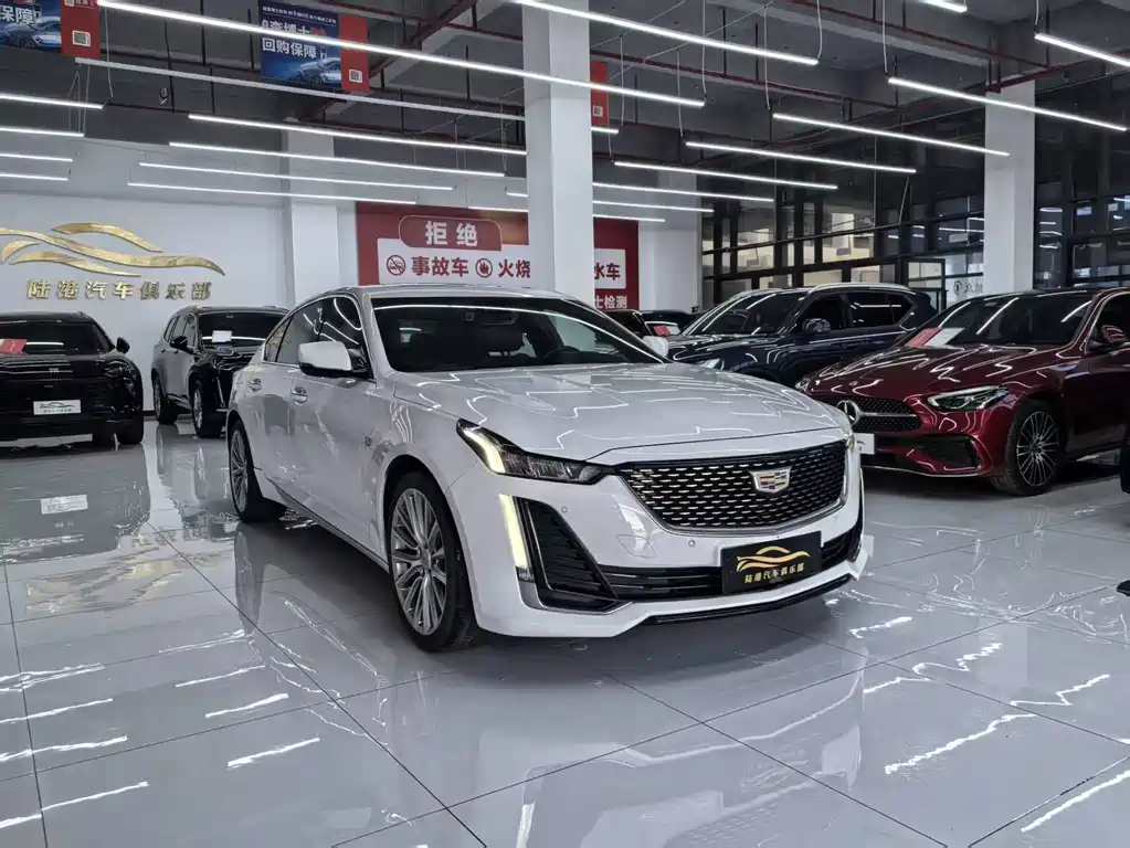 Cadillac CT5 — фото 3