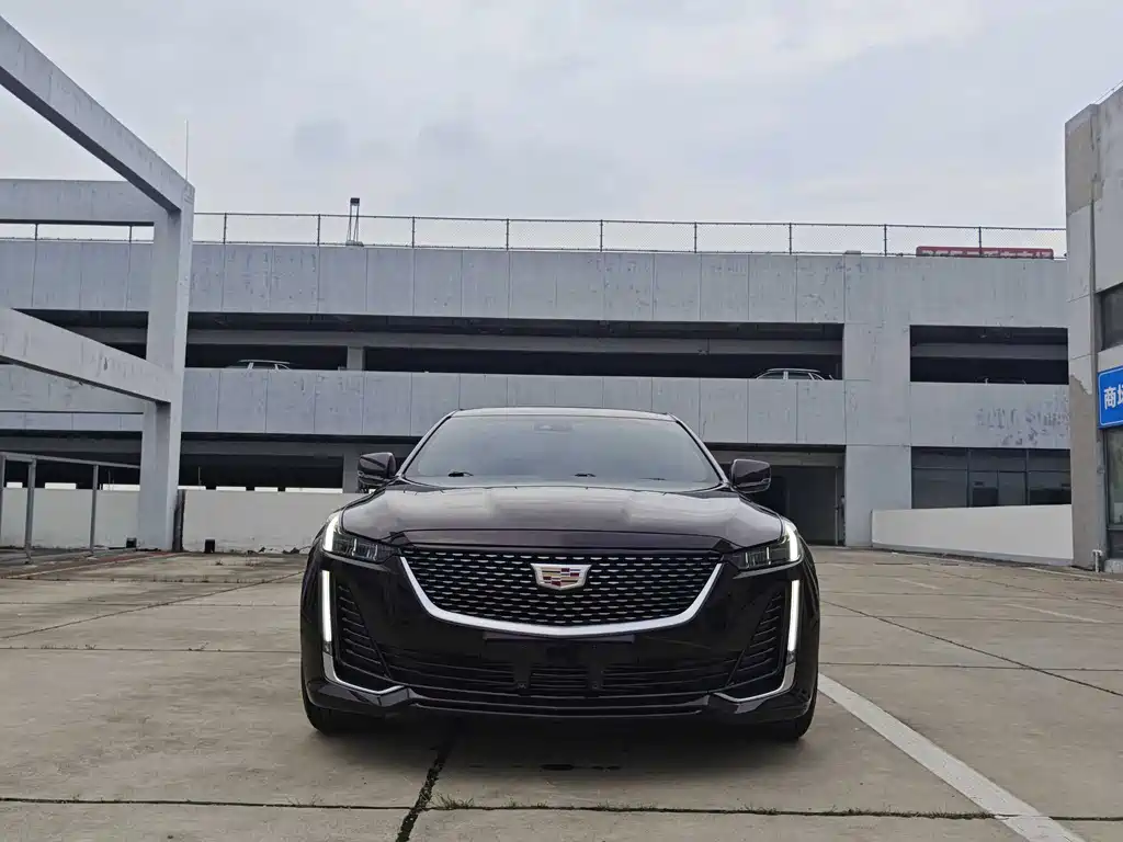 Cadillac CT5 — фото 2