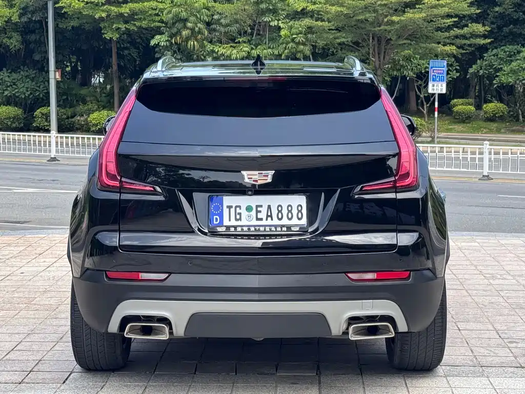Cadillac XT4 — фото 5