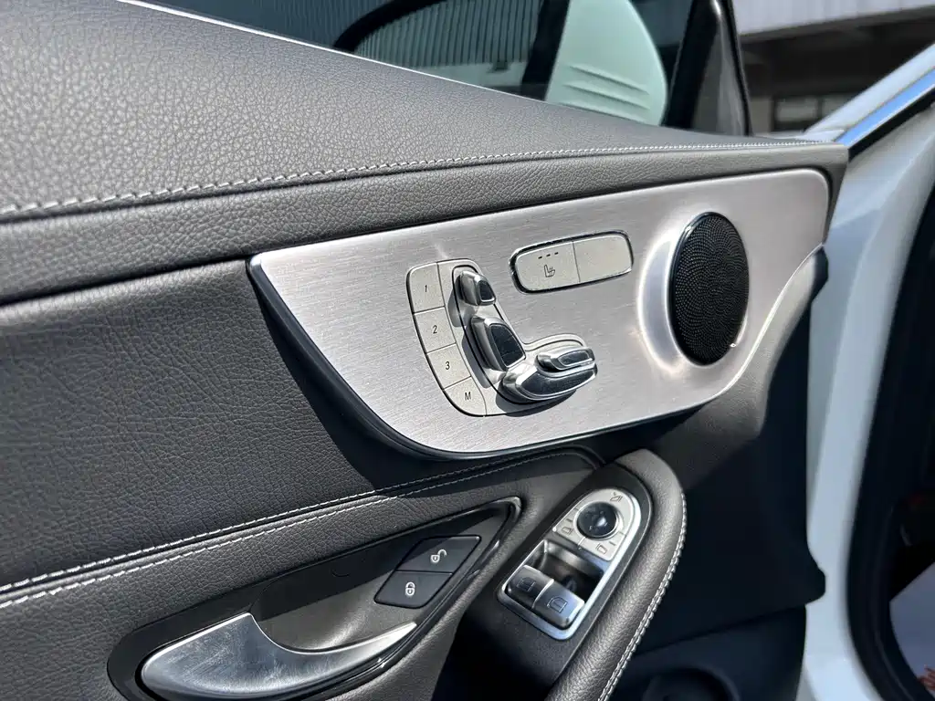 Mercedes-Benz C-Class (Import) — фото 7