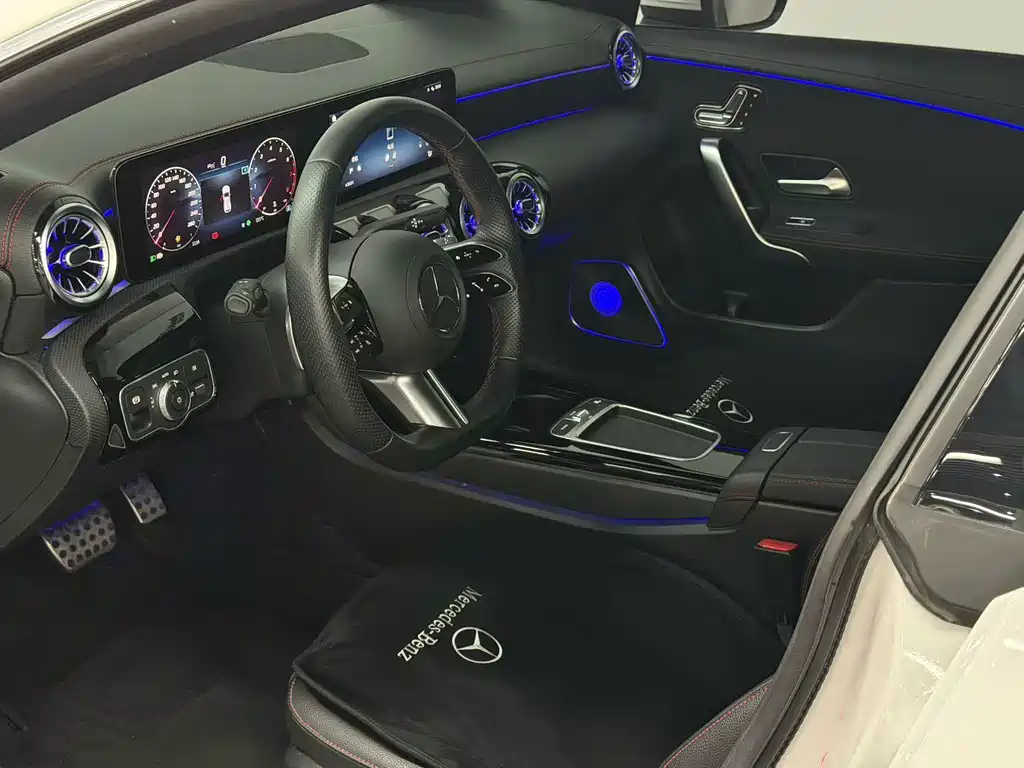 Mercedes-Benz CLA (Import) — фото 7