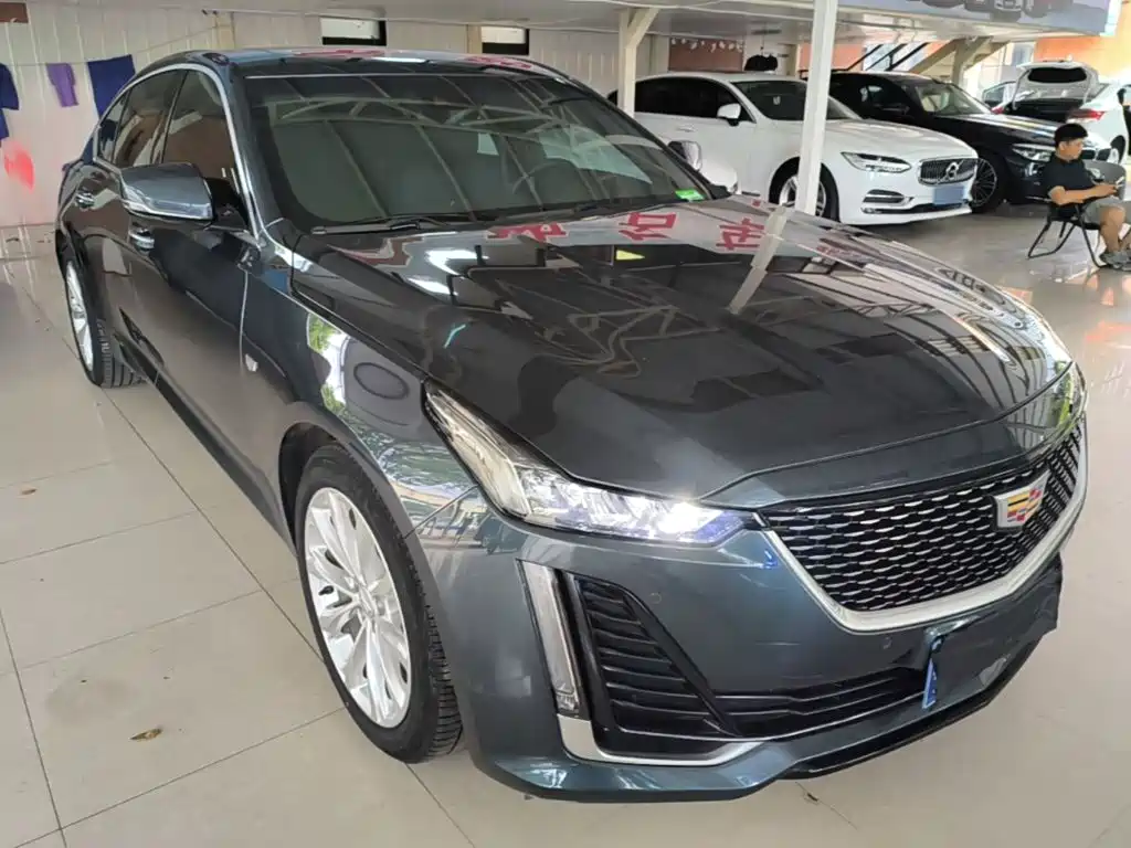 Cadillac CT5 — фото 4