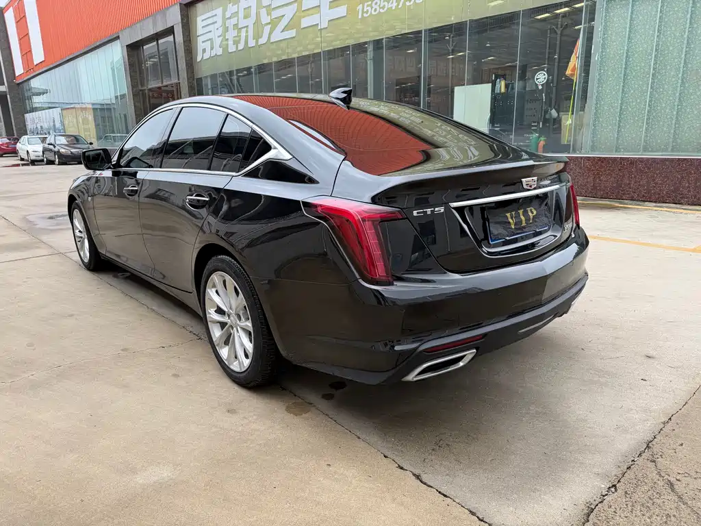Cadillac CT5 — фото 5