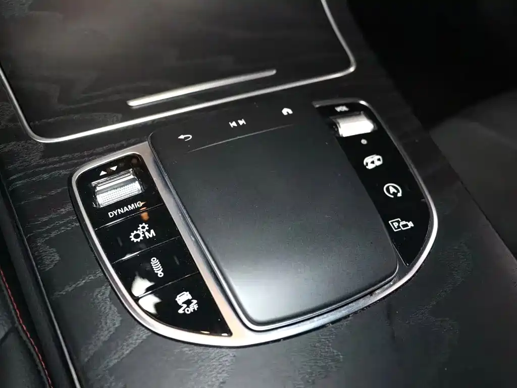 Mercedes-Benz GLC AMG — фото 6