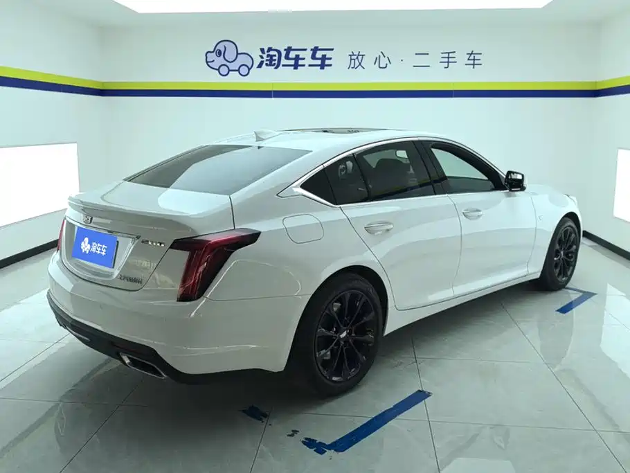 Cadillac CT5 — фото 3