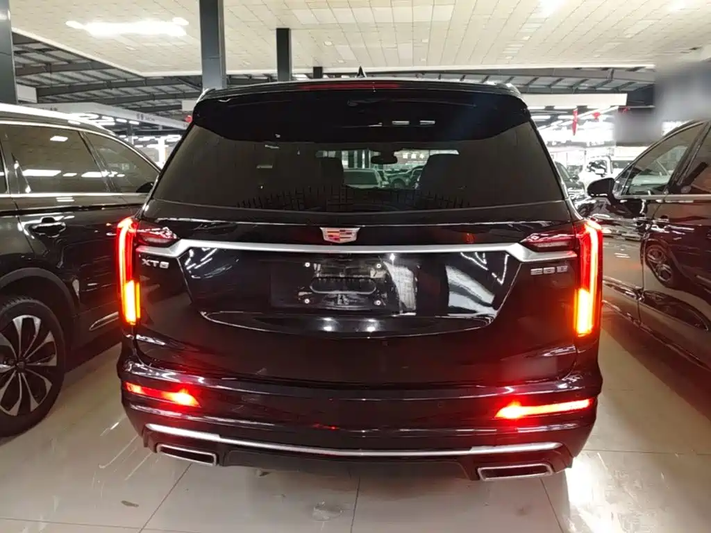 Cadillac XT6 — фото 6
