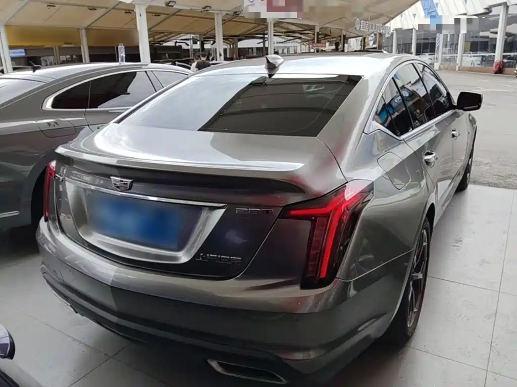Cadillac CT5 — фото 6