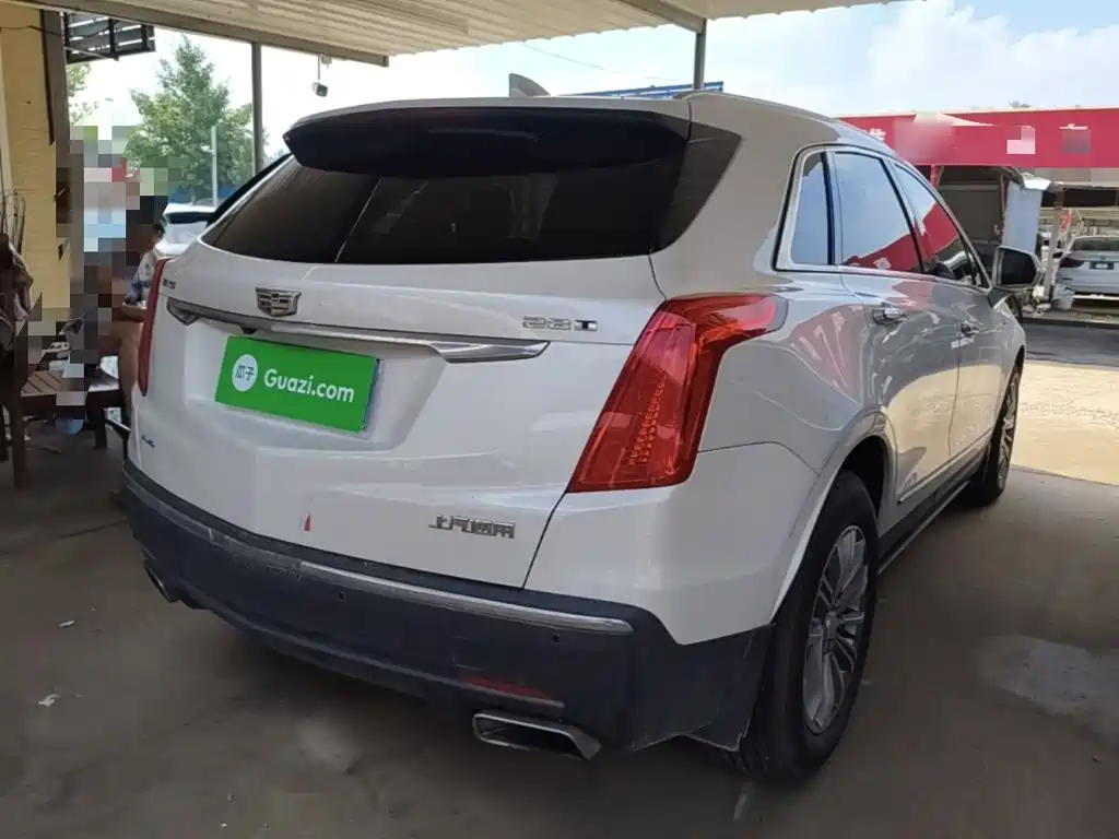 Cadillac XT5 — фото 7