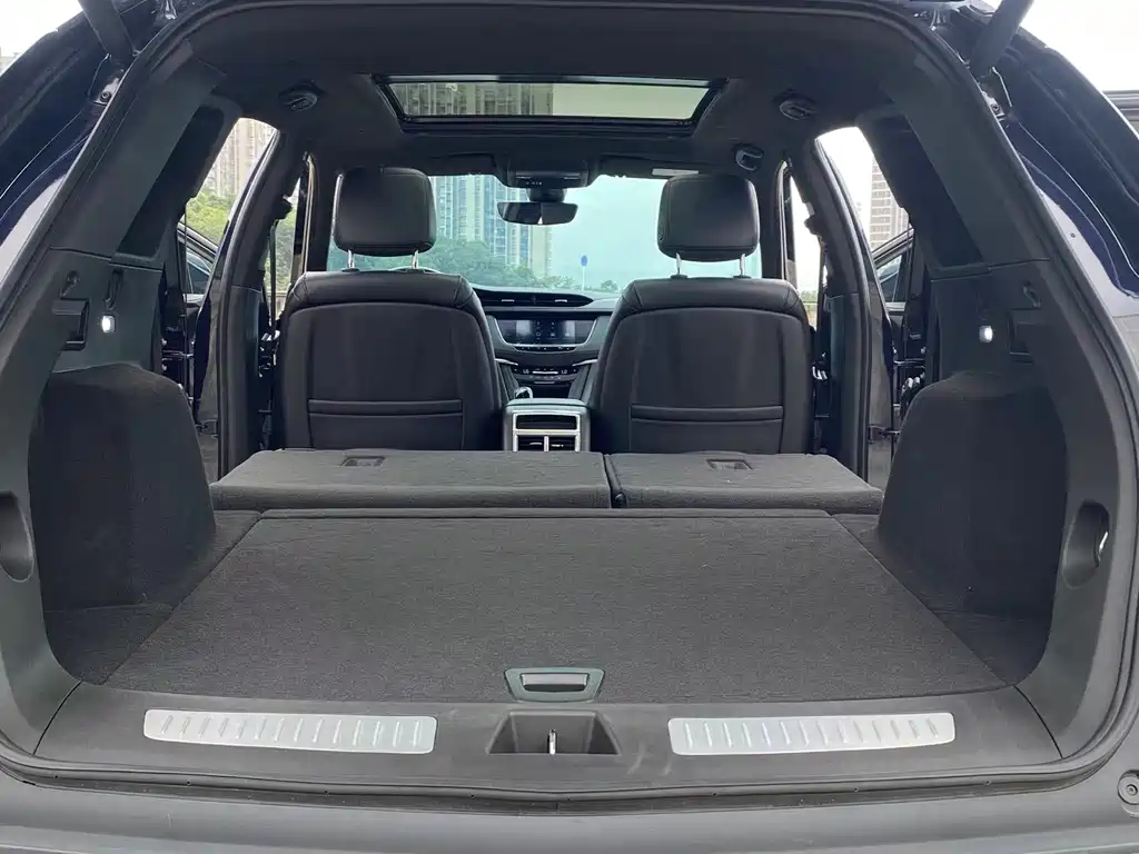 Cadillac XT5 — фото 6