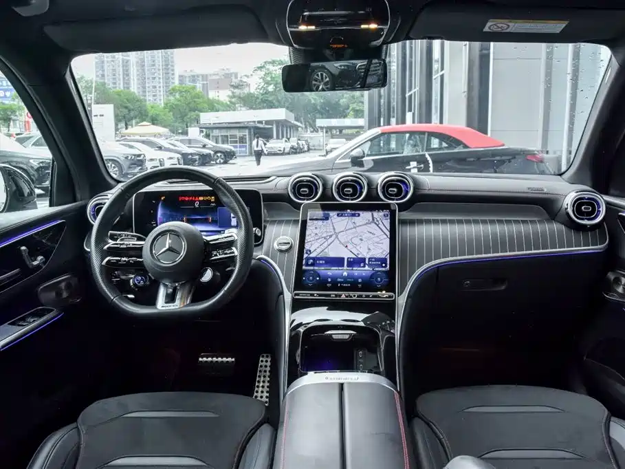 Mercedes-Benz GLC AMG — фото 6