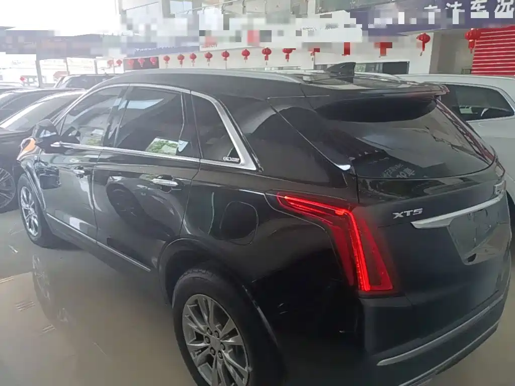 Cadillac XT5 — фото 5