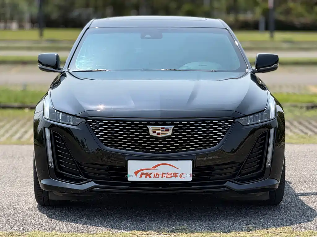 Cadillac CT5 — фото 2