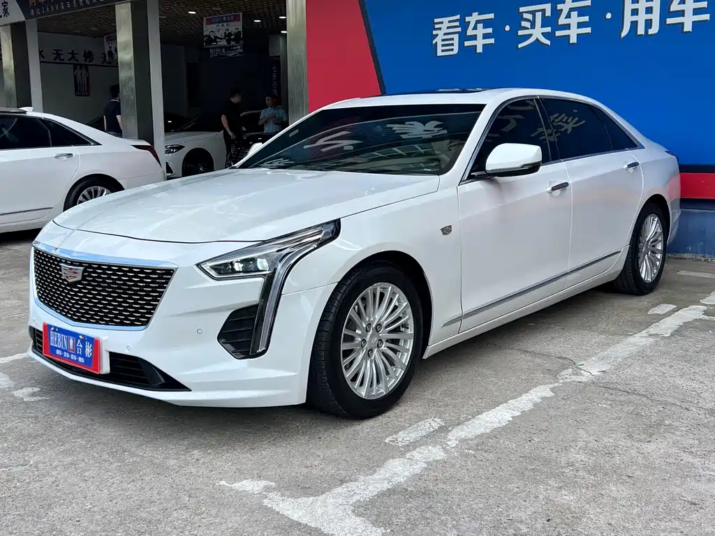 Cadillac CT6 — фото 17