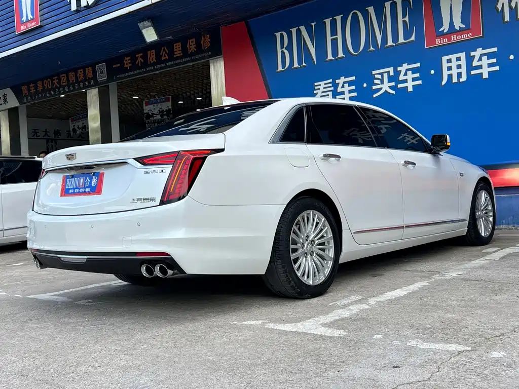 Cadillac CT6 — фото 8