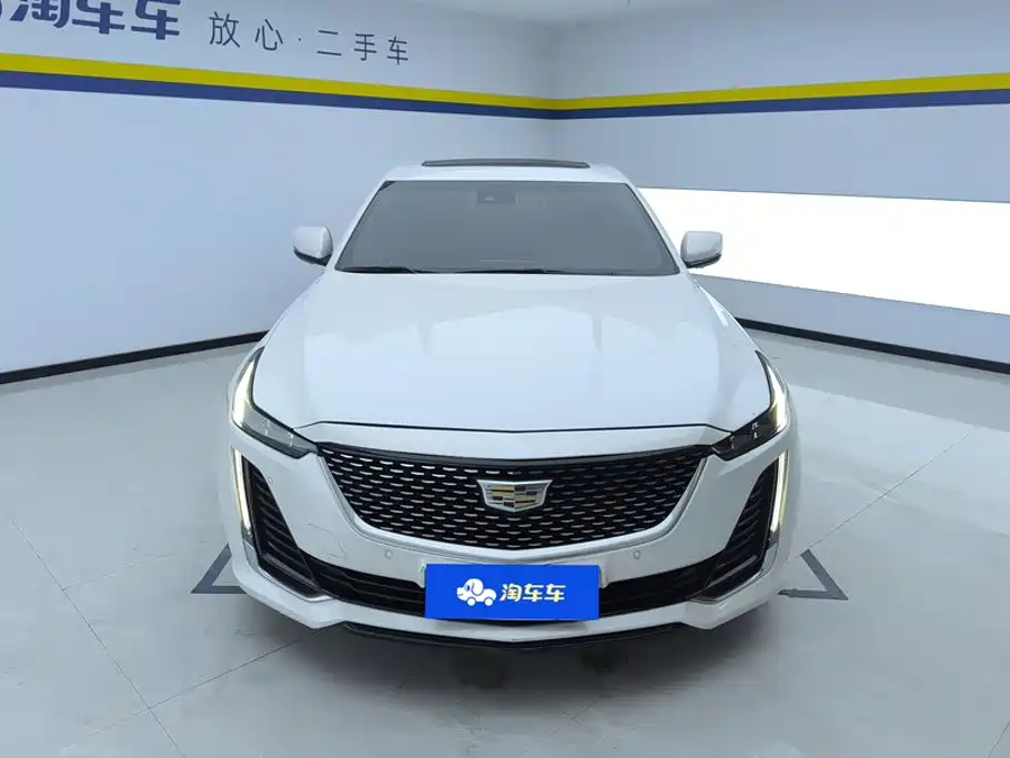 Cadillac CT5 — фото 2