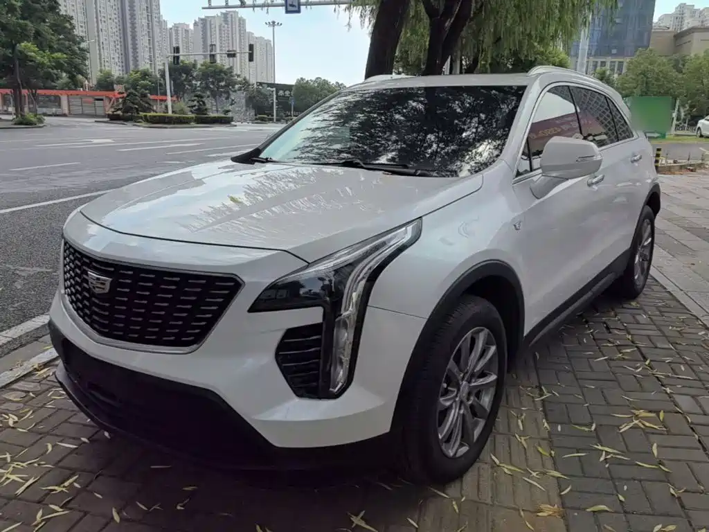 Cadillac XT4 — фото 2