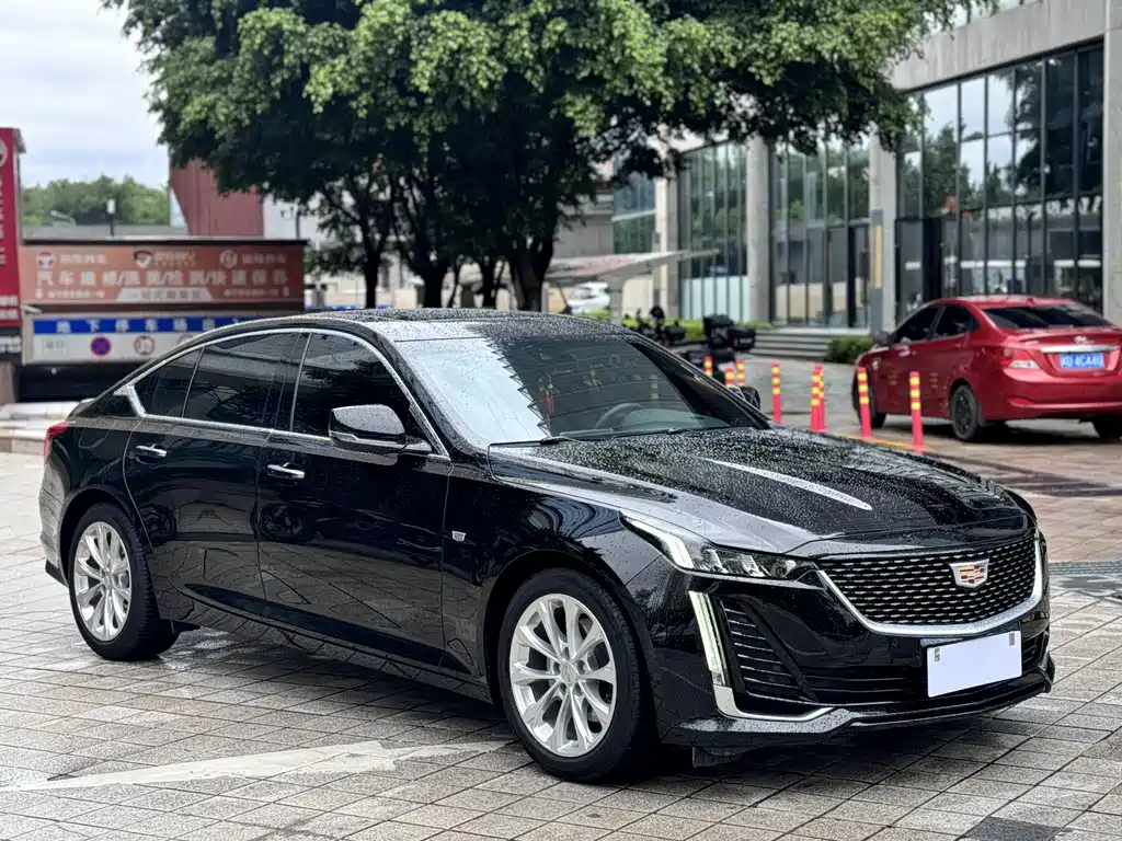 Cadillac CT5 — фото 2