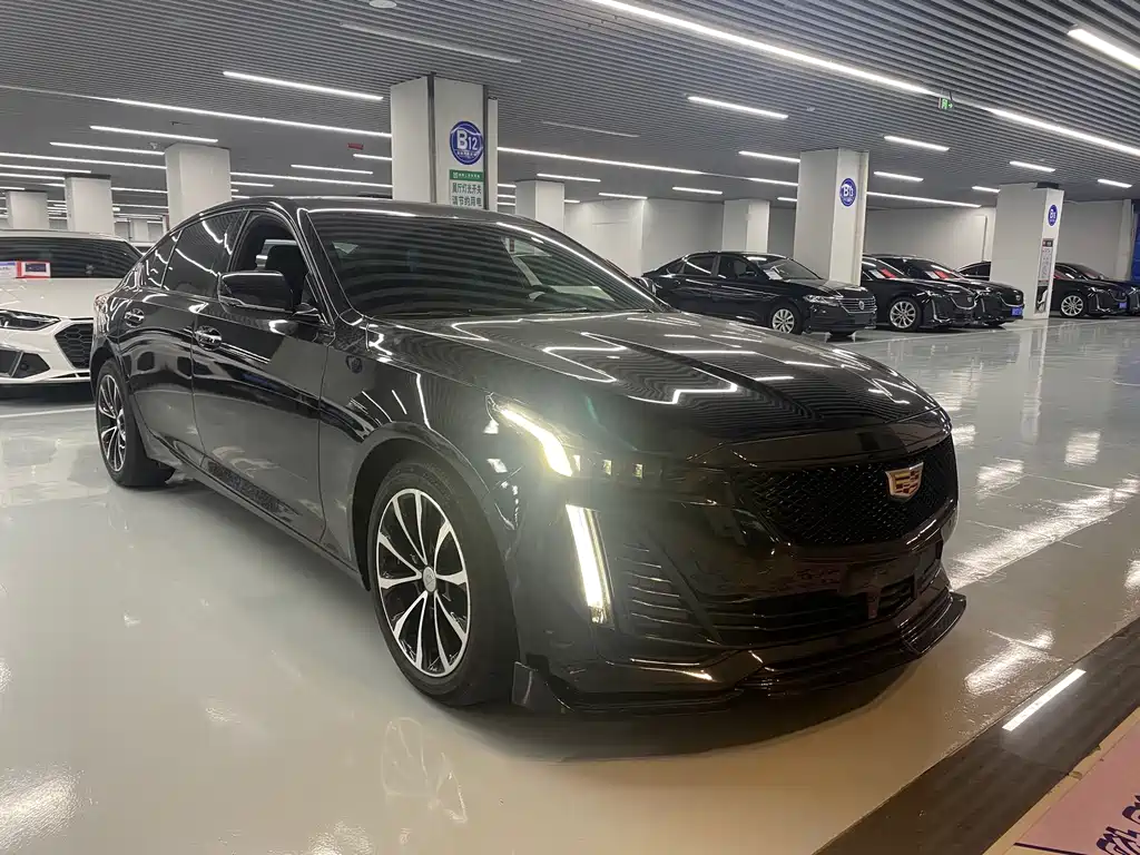 Cadillac CT5 — фото 3
