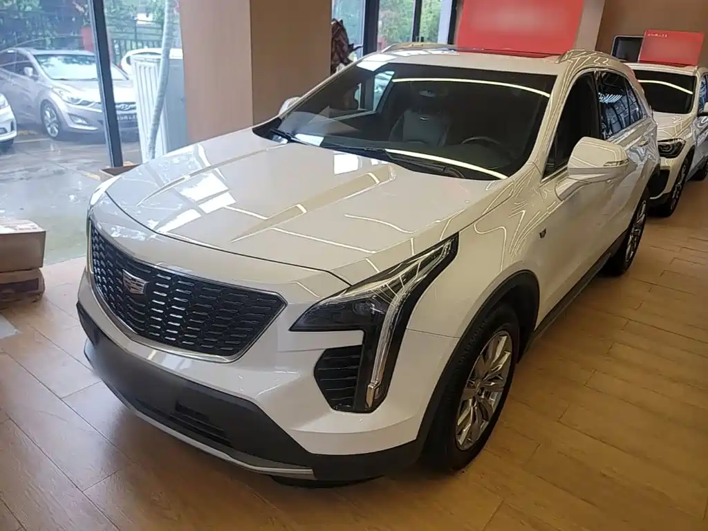 Cadillac XT4 — фото 2