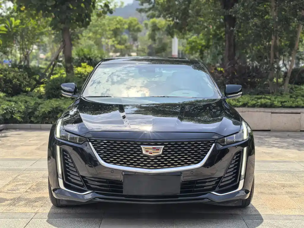Cadillac CT5 — фото 2