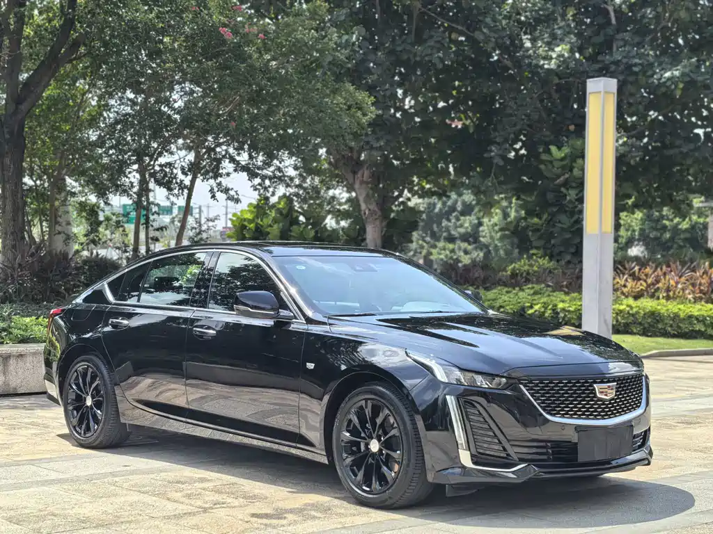 Cadillac CT5 — фото 3
