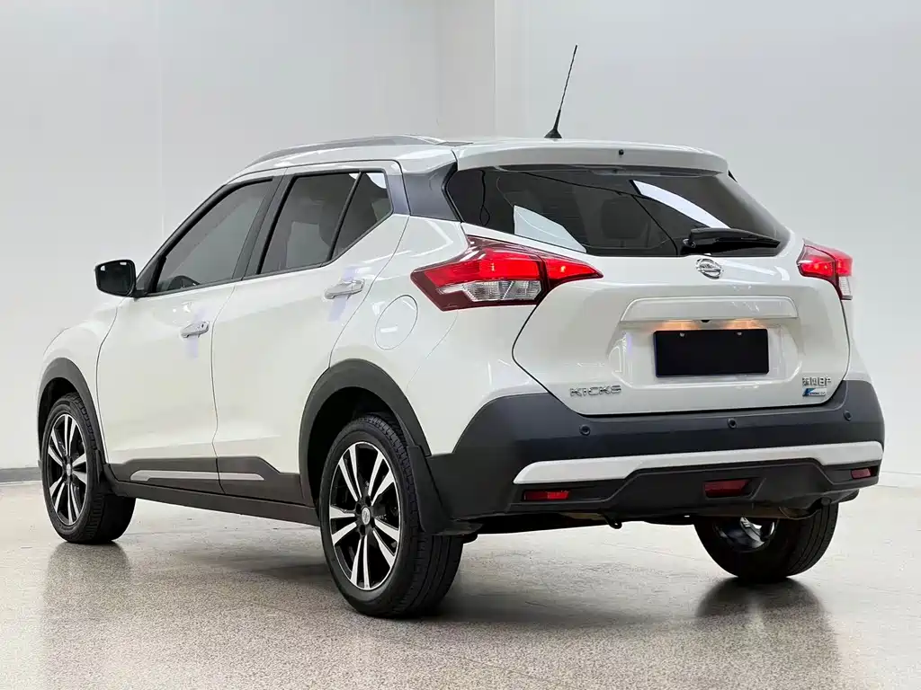 Nissan Kicks — фото 6