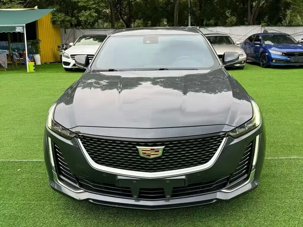 Cadillac CT5 — фото 2