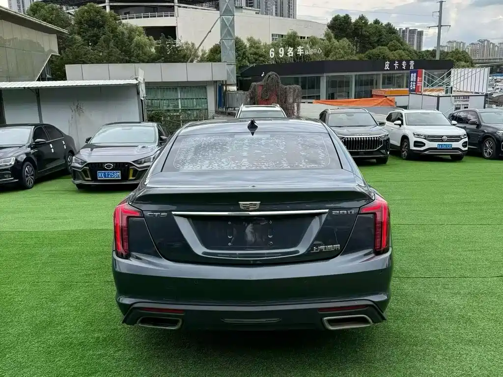 Cadillac CT5 — фото 8