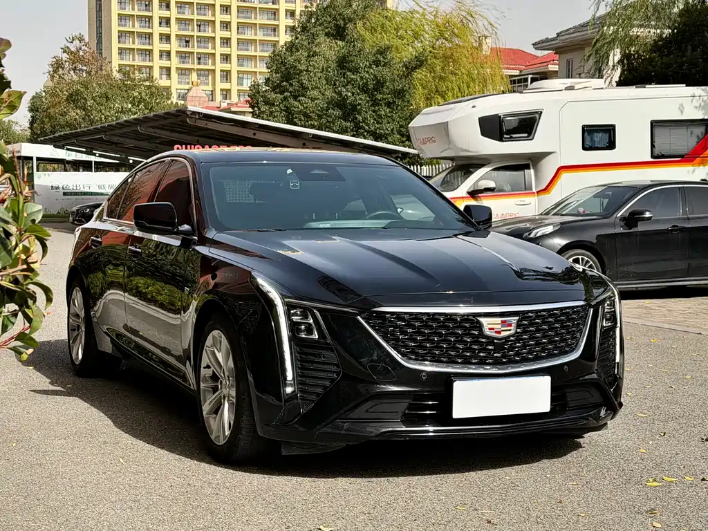 Cadillac CT5 — фото 3