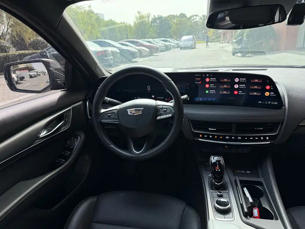 Cadillac CT5 — фото 5