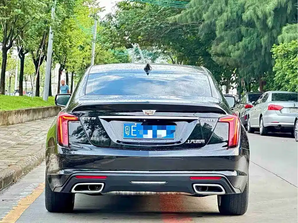 Cadillac CT5 — фото 5