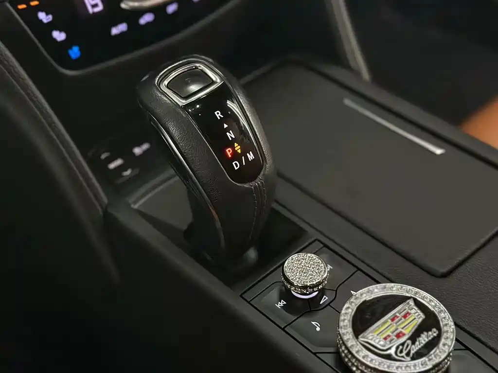 Cadillac CT6 — фото 7
