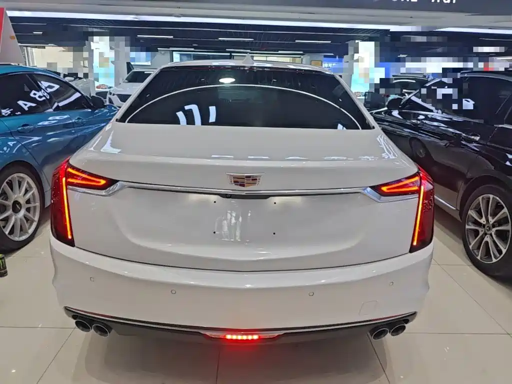 Cadillac CT6 — фото 6