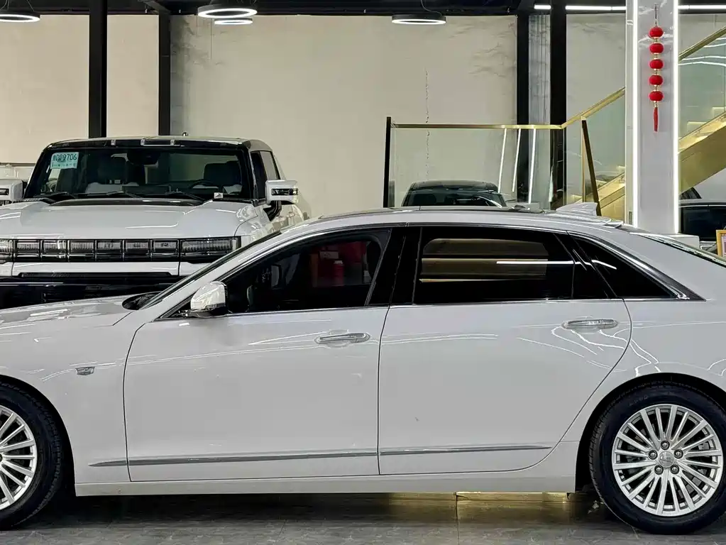 Cadillac CT6 — фото 4