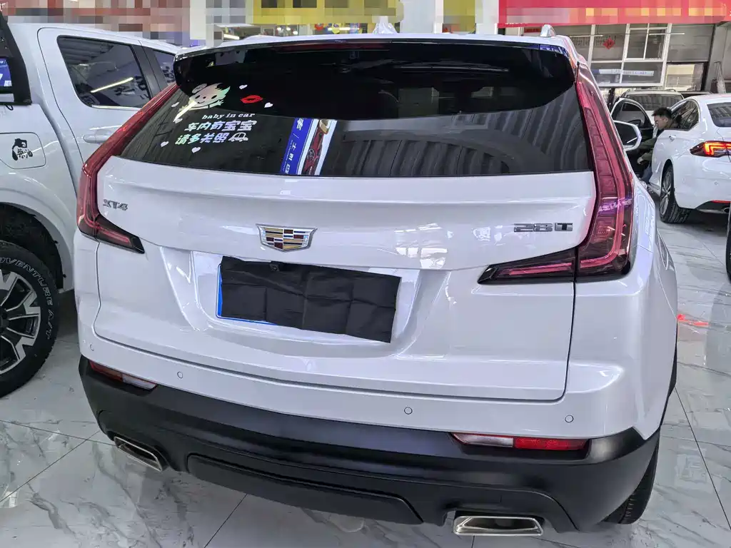 Cadillac XT4 — фото 4