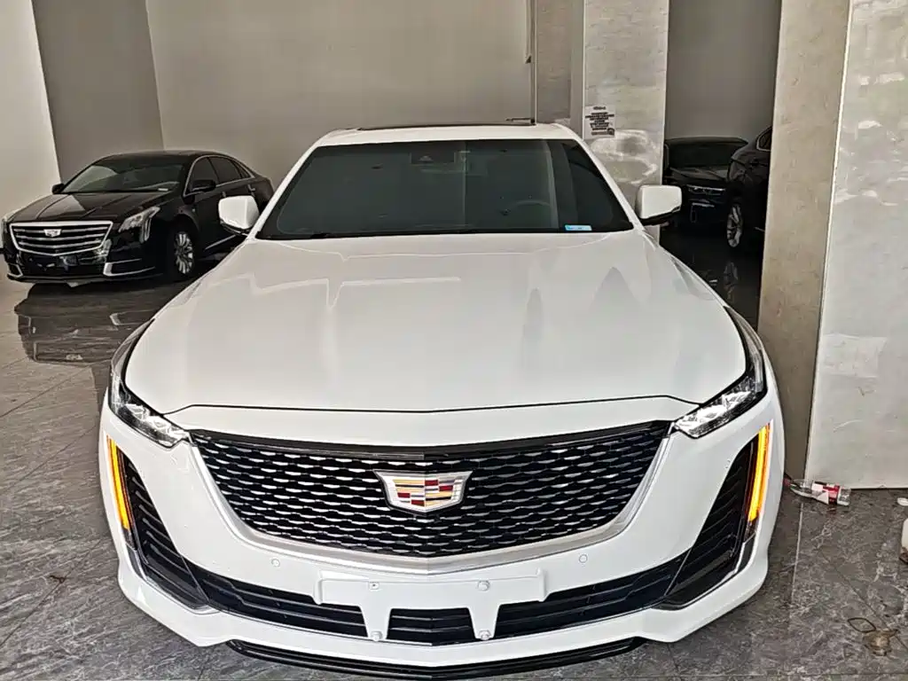 Cadillac CT5 — фото 3