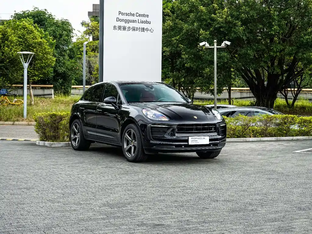 Porsche Macan — фото 13