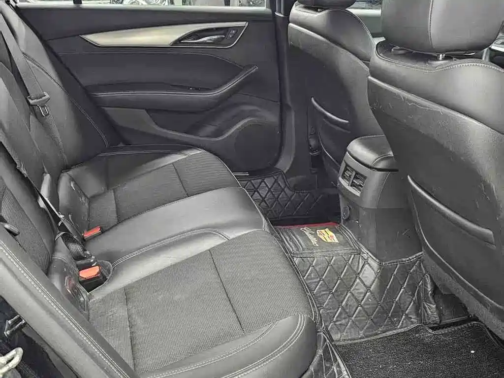 Cadillac CT5 — фото 15